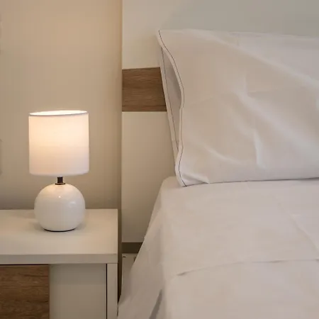 Exquisite In Mercury Towers Apartman *