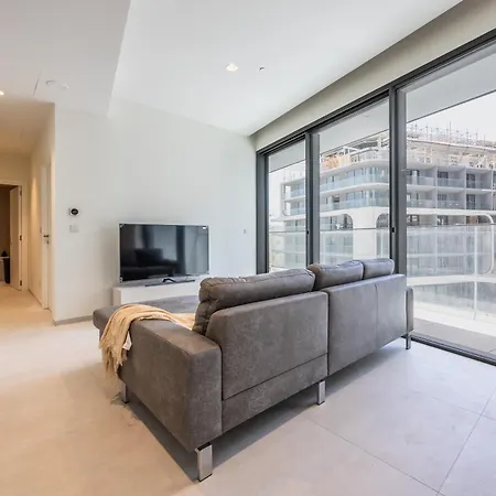 Exquisite In Mercury Towers Saint Julian's