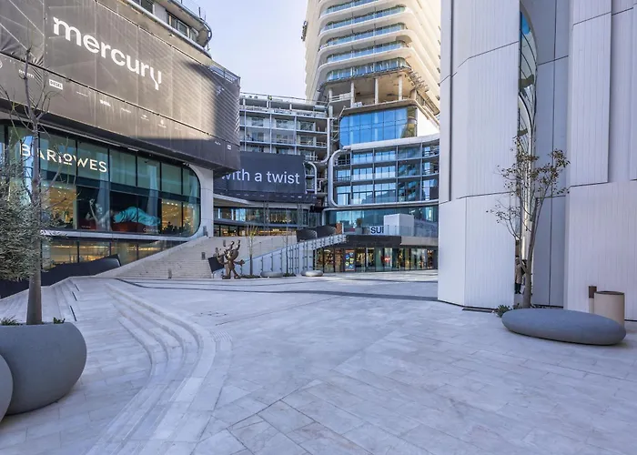 Exquisite In Mercury Towers *